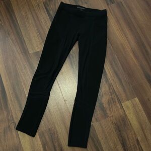 Rock & Republic Ladies XS Black Pull On Textured Ribbed Leggings 28” Inseam